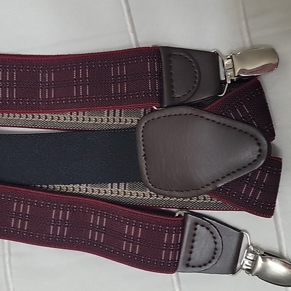 Suspender Set - Picture 2 of 4